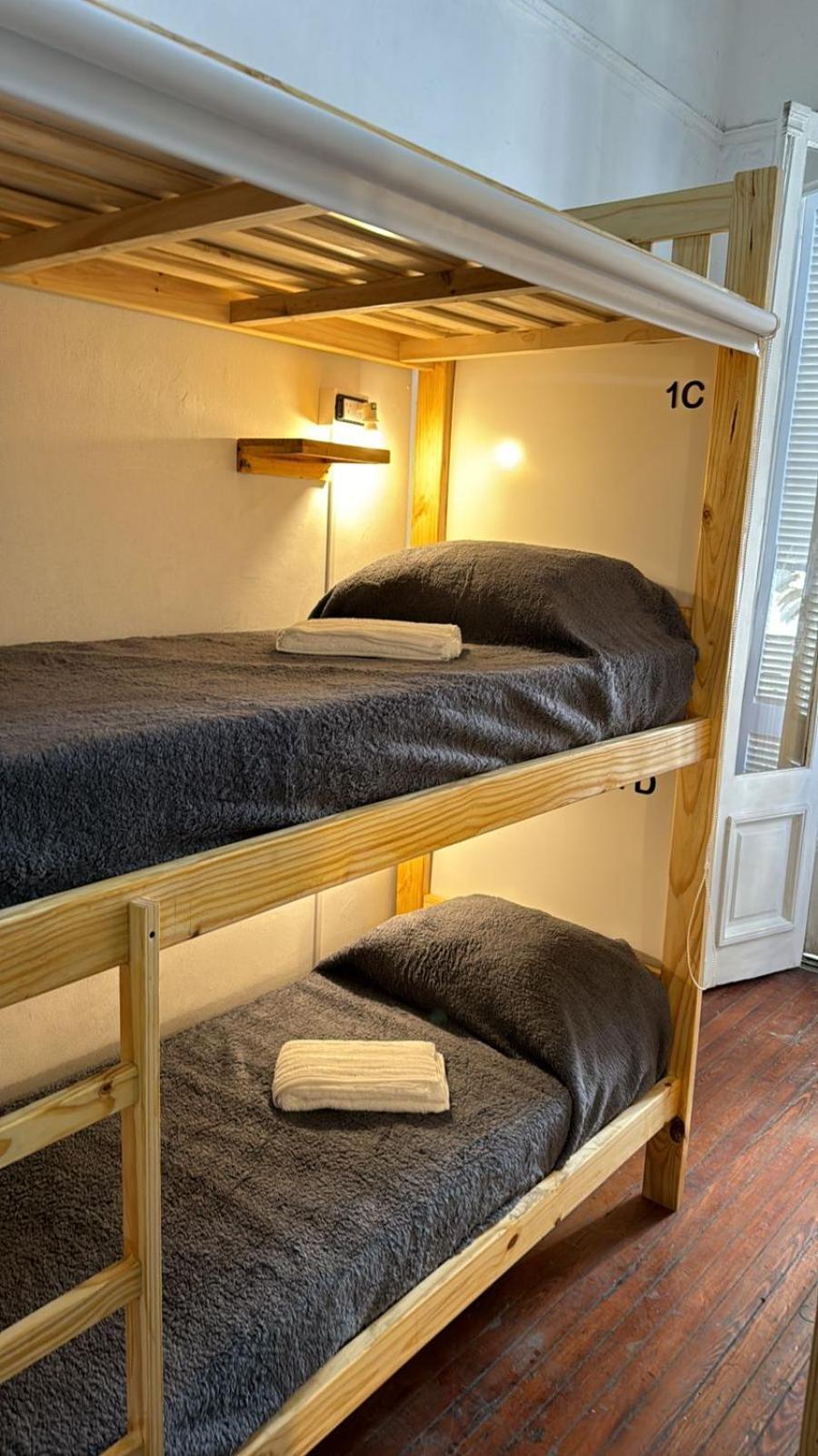 Beta Obelisco Hostel *